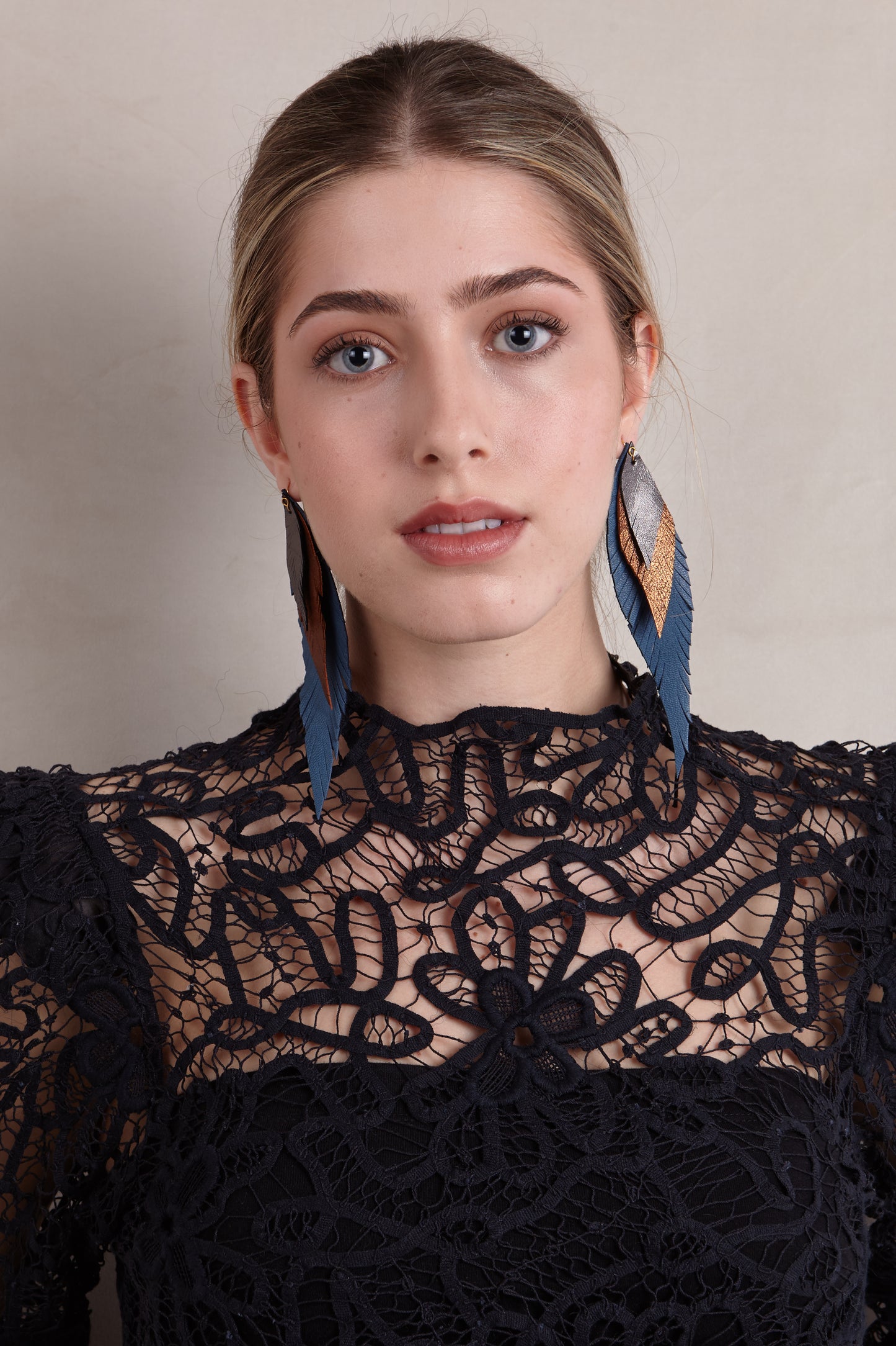 Pluma Grande Azul Indigo