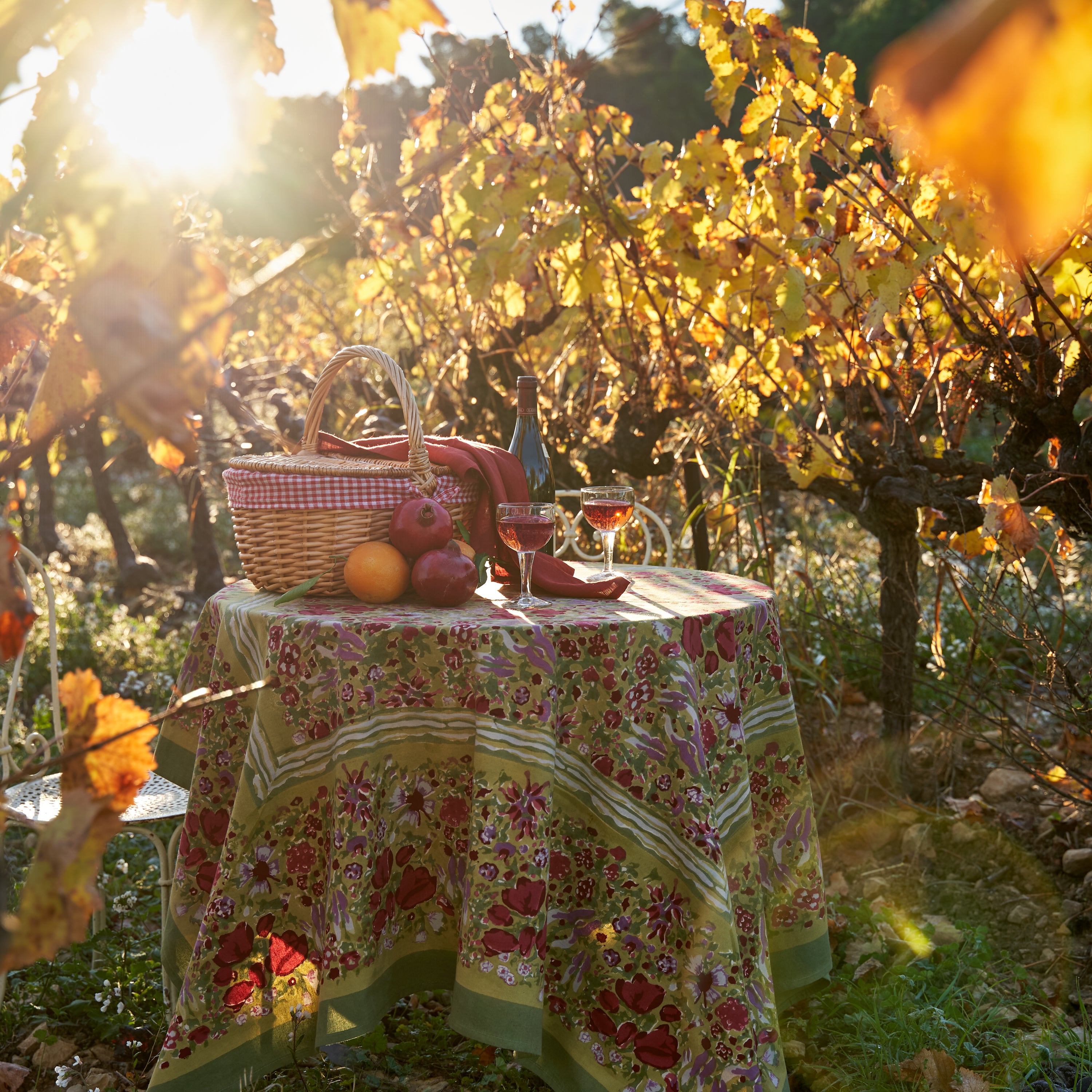 Nappe Française Jardin Vert Rouge