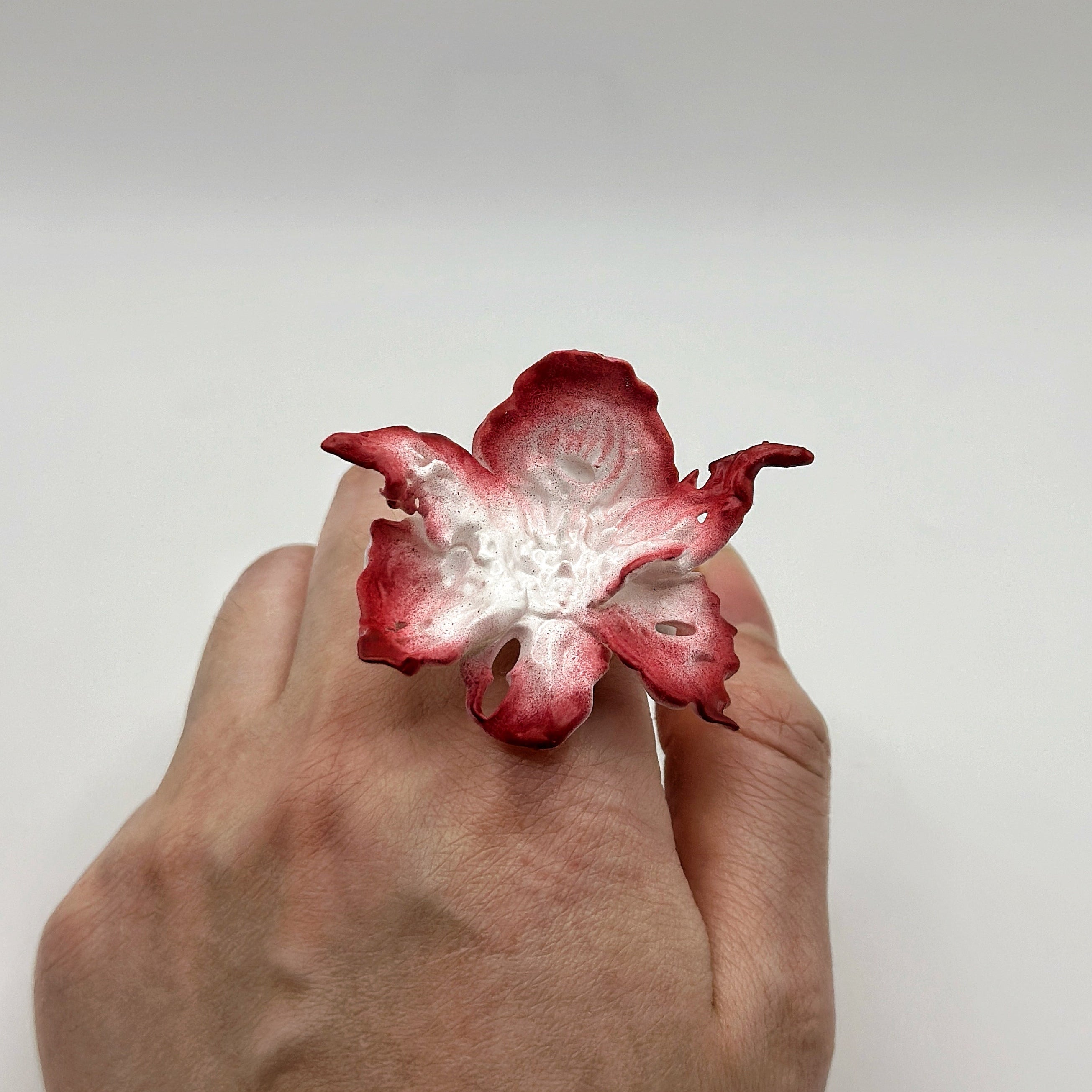 Bague Fleur de Jonquille Nº1 - Bordure Rouge